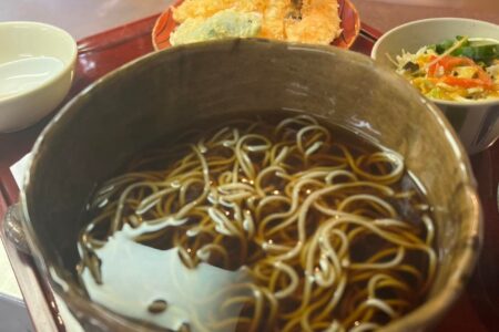ランチ天ぷらと温かい麺